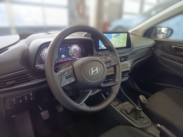 Fahrzeugabbildung Hyundai i20 FL (MY25) 1.0 T-GDI 100 PS Trend, Komfortpak