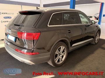 Audi Q7 - 4