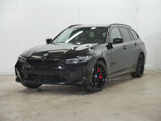 BMW 330e xDrive Touring M Sport Pro | Panorama | H/K