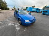 Volkswagen Vw Bora 1.4 16V - gebrauchte VW Bora aus dem Jahr 2001