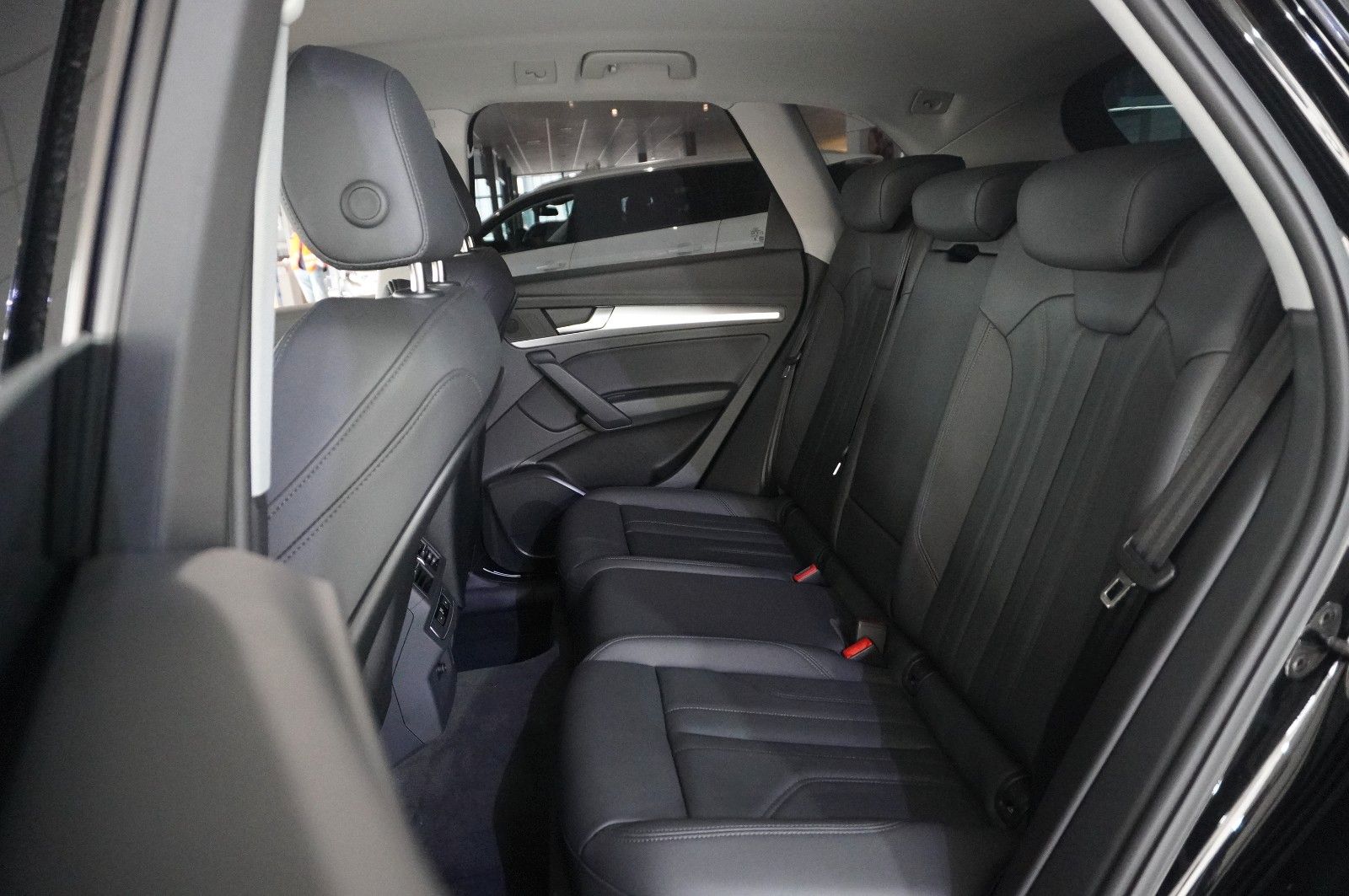 Fahrzeugabbildung Audi Q5 35 TDI ADVANCED NAVI/LED/KAMERA/VIRT/LEDER/SH