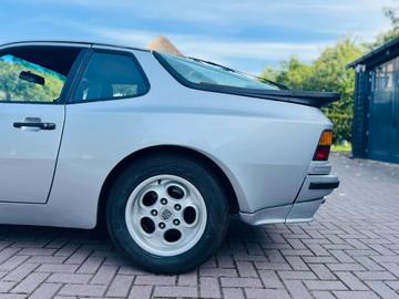 صورة مصغرة 23 لـ 1982 Porsche 911 URMODELL