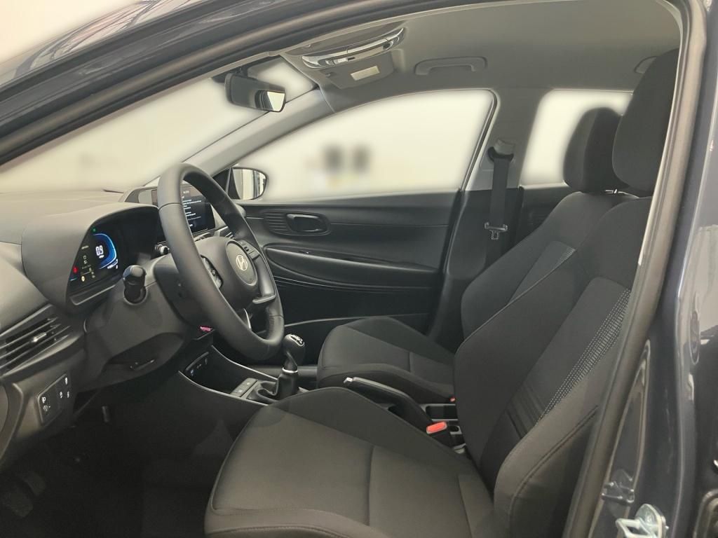 Fahrzeugabbildung Hyundai BAYON 1.0 T-GDI 6-MT Select Navi KAM PDC SpurH