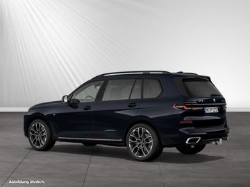 BMW X7 - 7