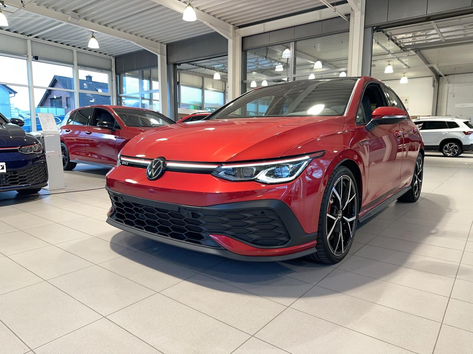 Volkswagen Golf GTI Clubsport Matrix Leder Pano H&K LM19