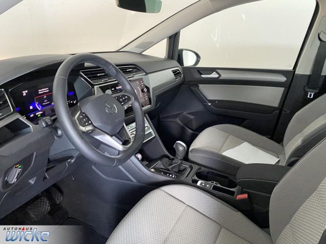 Touran 1.5 TSI DSG Comfortline NAVI KLIMA PDC LE
