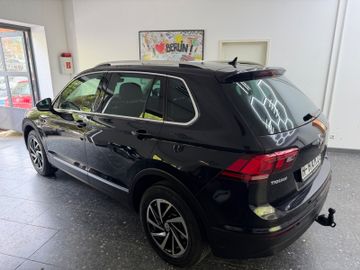 Volkswagen Tiguan - 6
