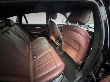 BMW X6 - 10