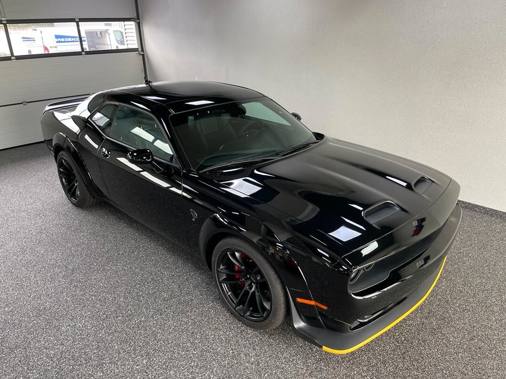 Dodge CHALLENGER HELLCAT  WIDEBODY-ALCANTARA-CARBON