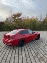 BMW  330i Luxury Line 8fach bereift - BMW 330 von privat