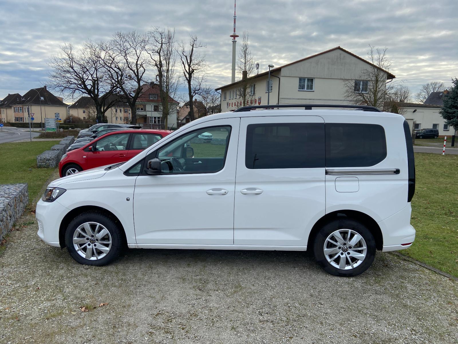 Volkswagen Caddy Life, AHK, Tempom.