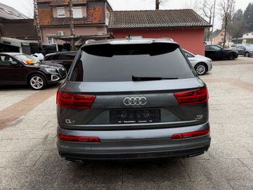 Audi Q7 - 9