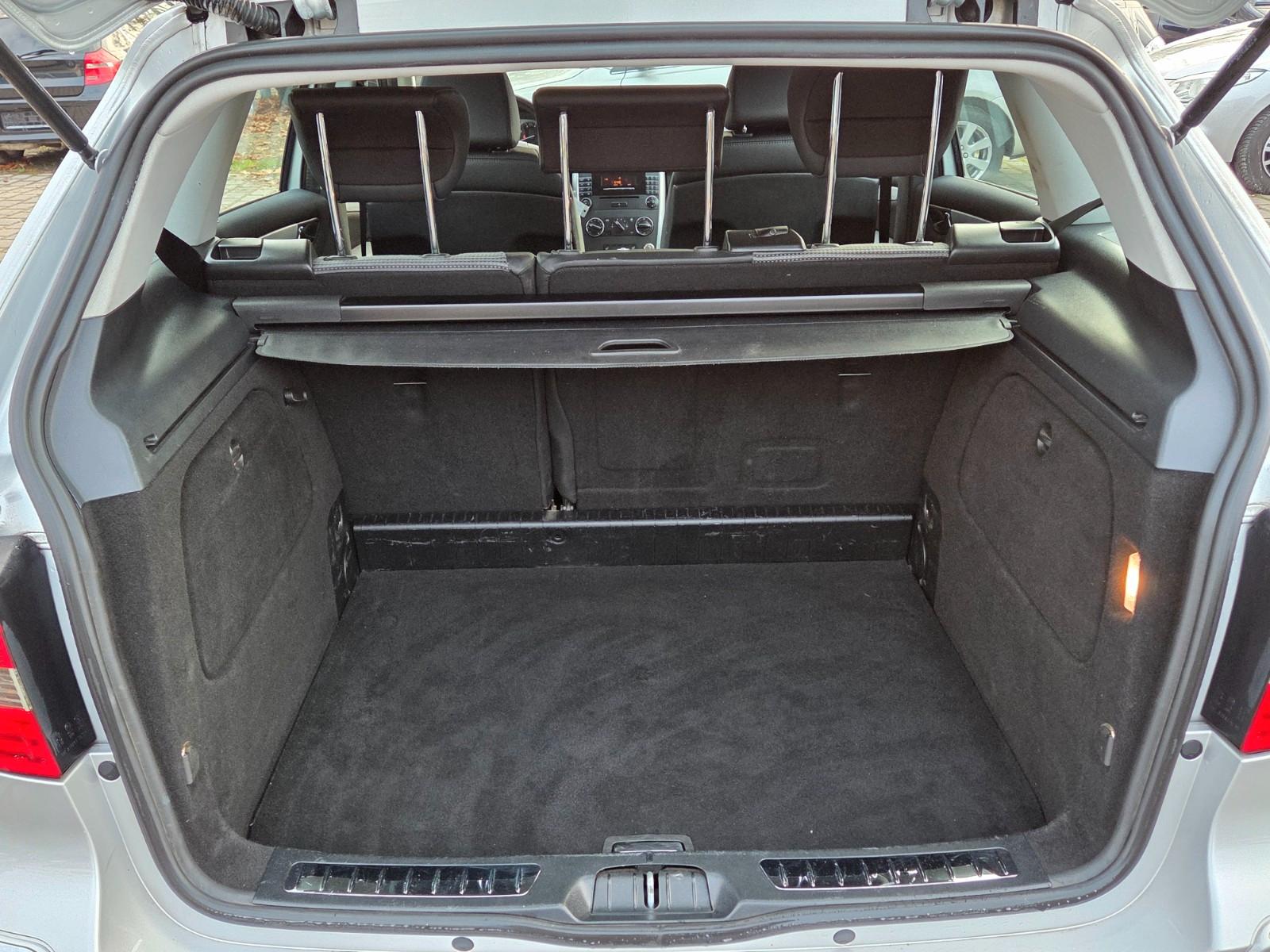 Mercedes-Benz B170 2008 — photo 23