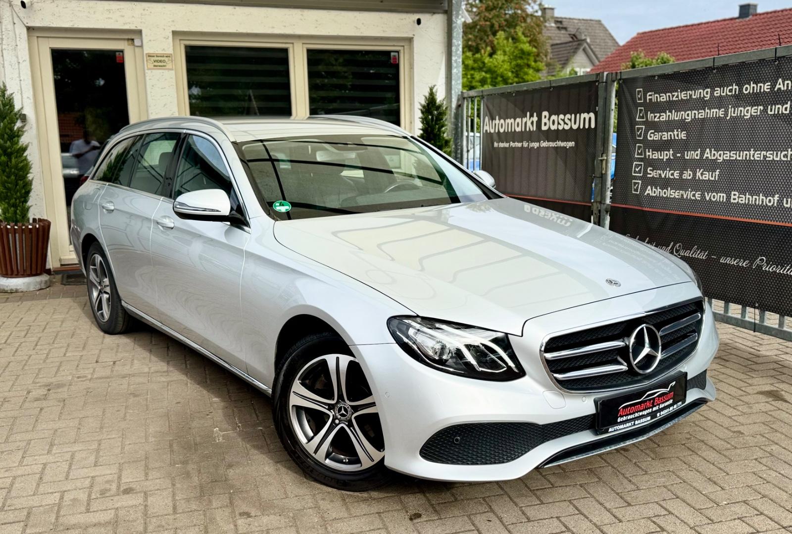 Mercedes-Benz E 220 d *AVANTGARDE*AHK*RKAM*LEDER*SHZ