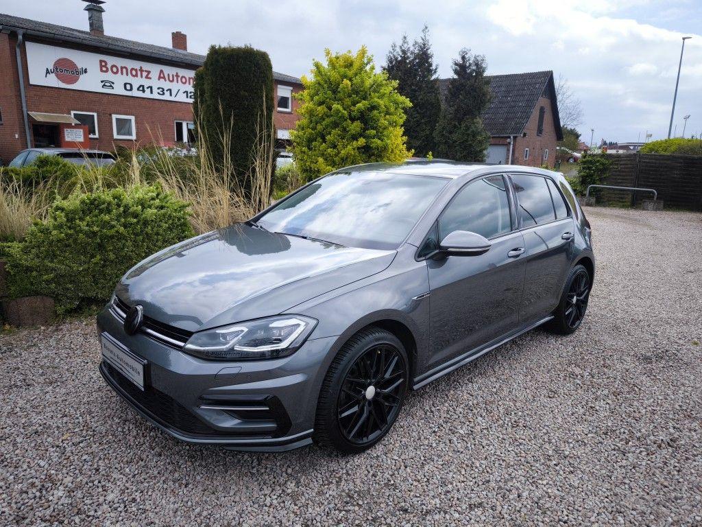 Volkswagen Golf 1.5 TSI DSG Highline R-Line *Nav,SHZ,ACC*