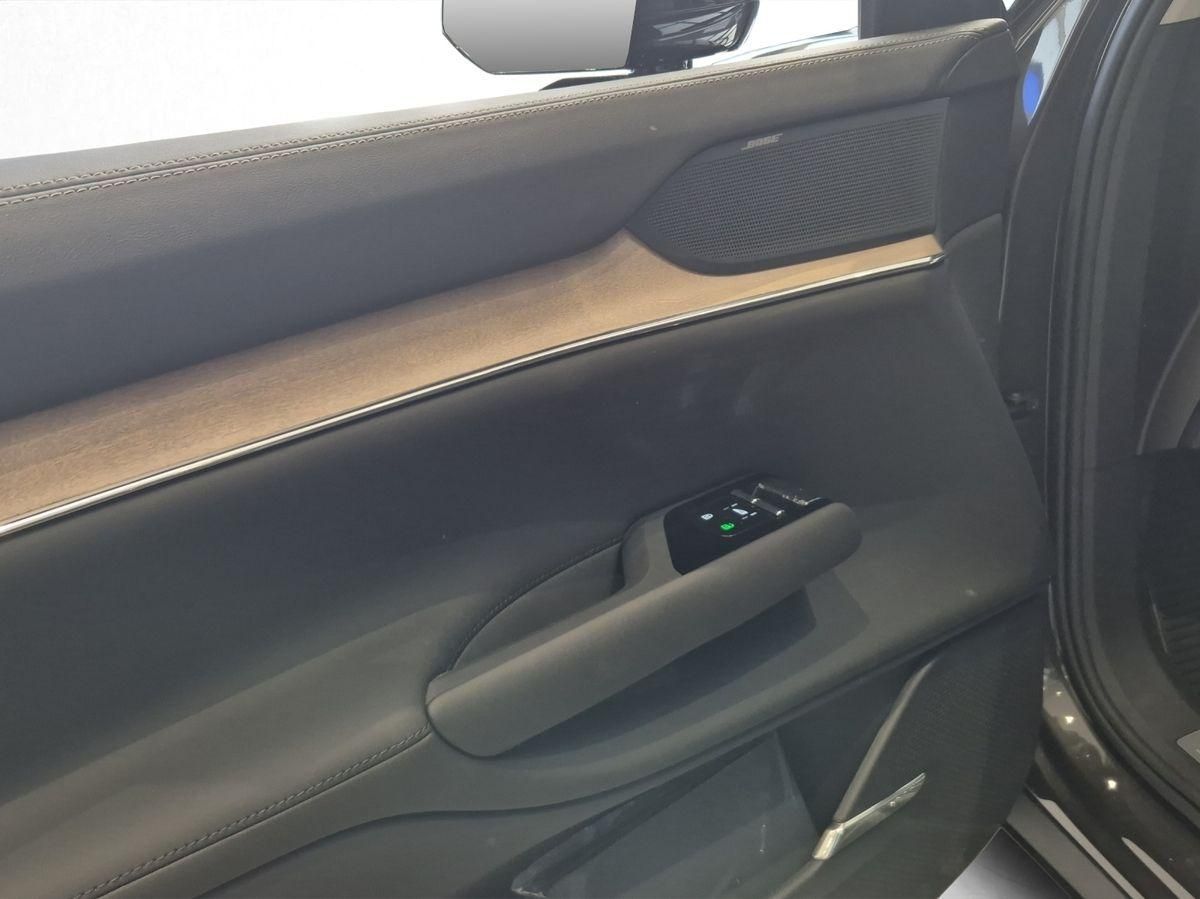 Volvo EX90 - Bild 10