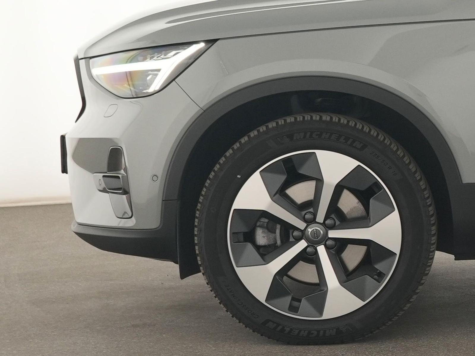Volvo XC40 Plus Dark 360° ACC LED Kessy SHZ PDC Klima, миниатюра 13