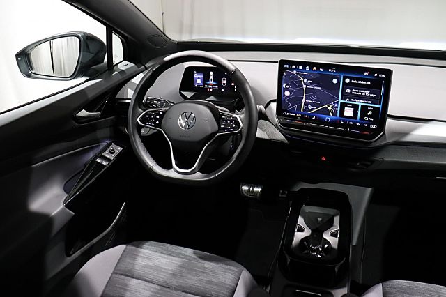 ID.4 Pure 125kW AHK Wärmepumpe IQ-LIGHT Anschlus