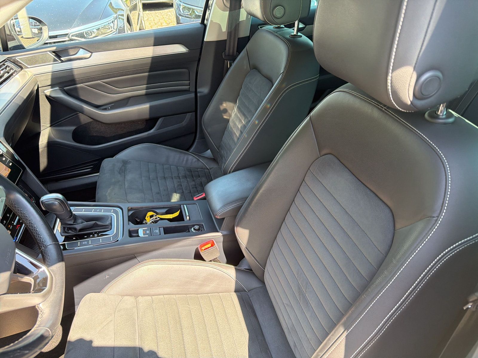 Passat Variant Elegance TDi DSG Navi ACC Matrix