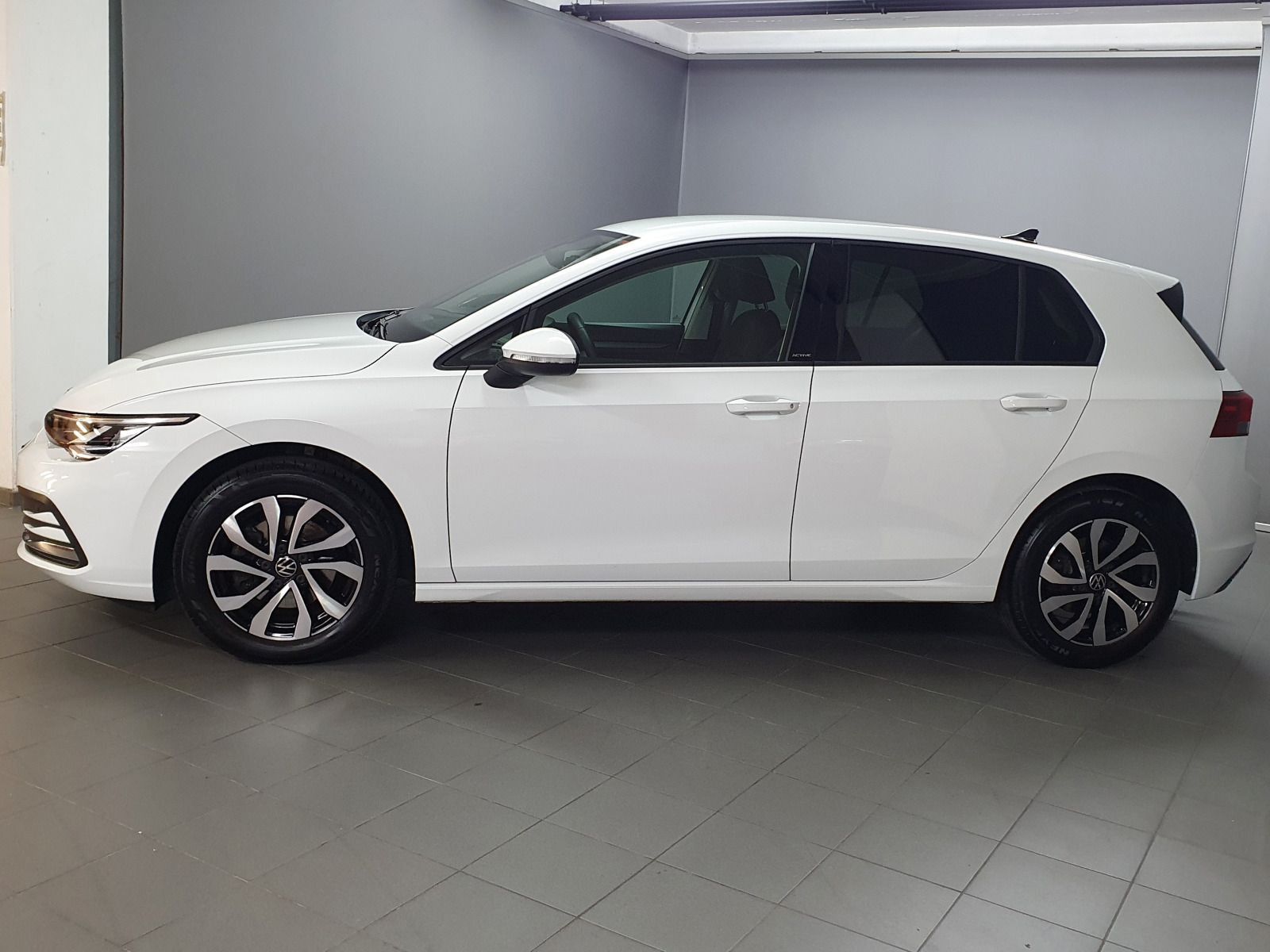 Volkswagen Golf VIII Active 2.0TDI DSG AHK ACC AppConnect foto 2