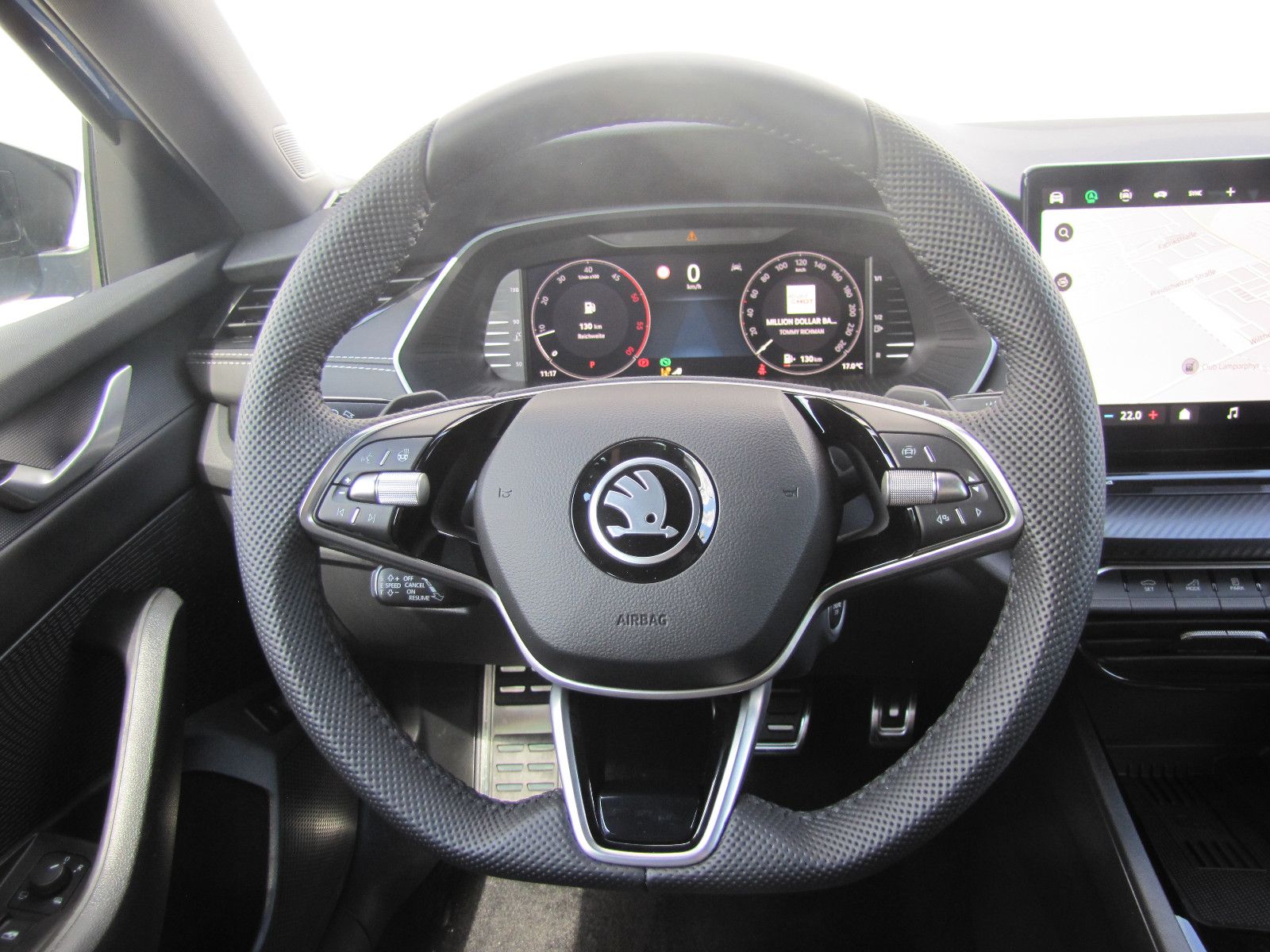 Fahrzeugabbildung SKODA Octavia Combi Sportline 2.0 TDI 150PS DSG