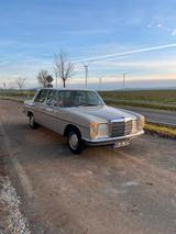 Mercedes-Benz 200 Strich 8 /8 w114 w115 - Mercedes-Benz: W114 W115