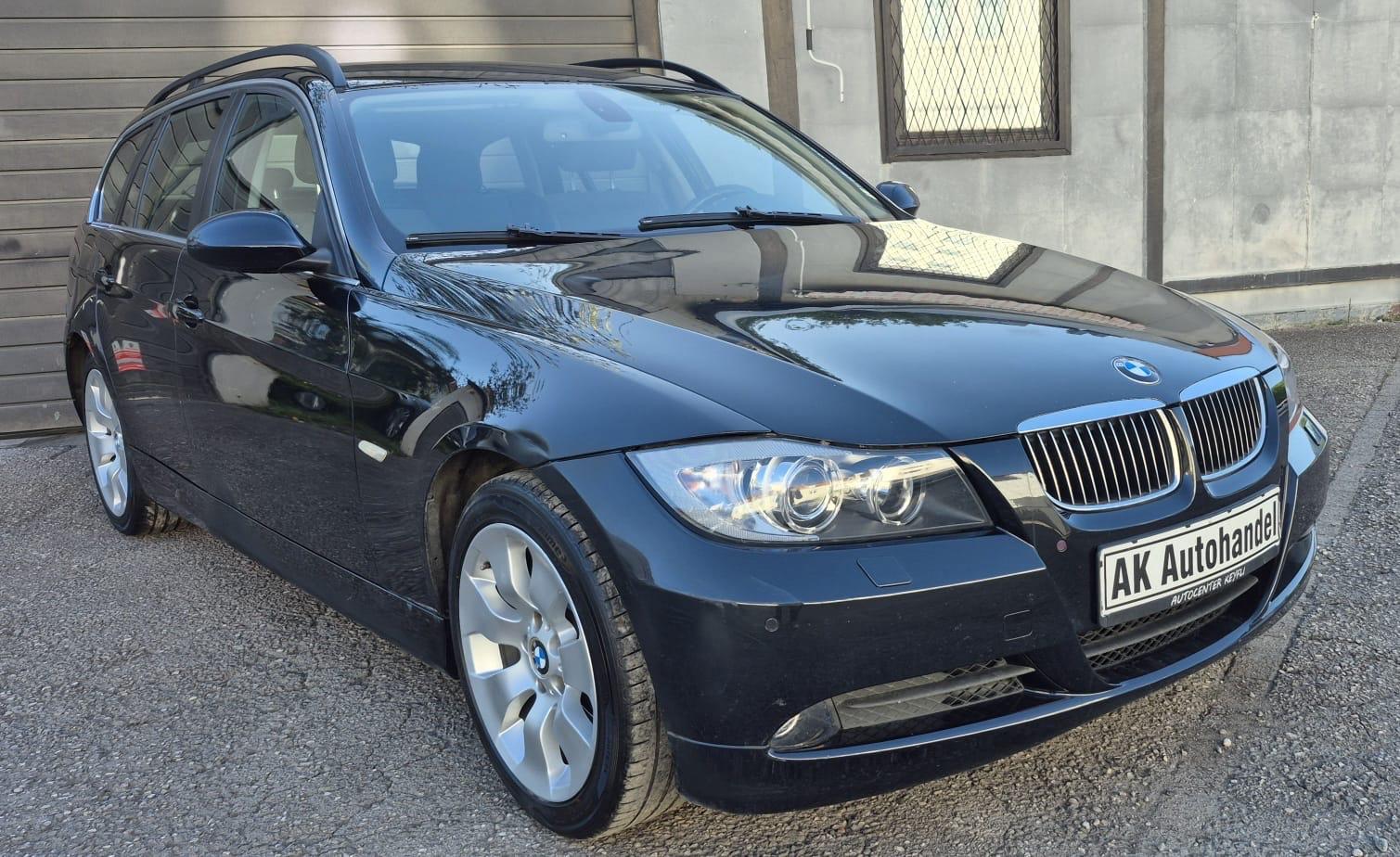 BMW 325 2005 — interior