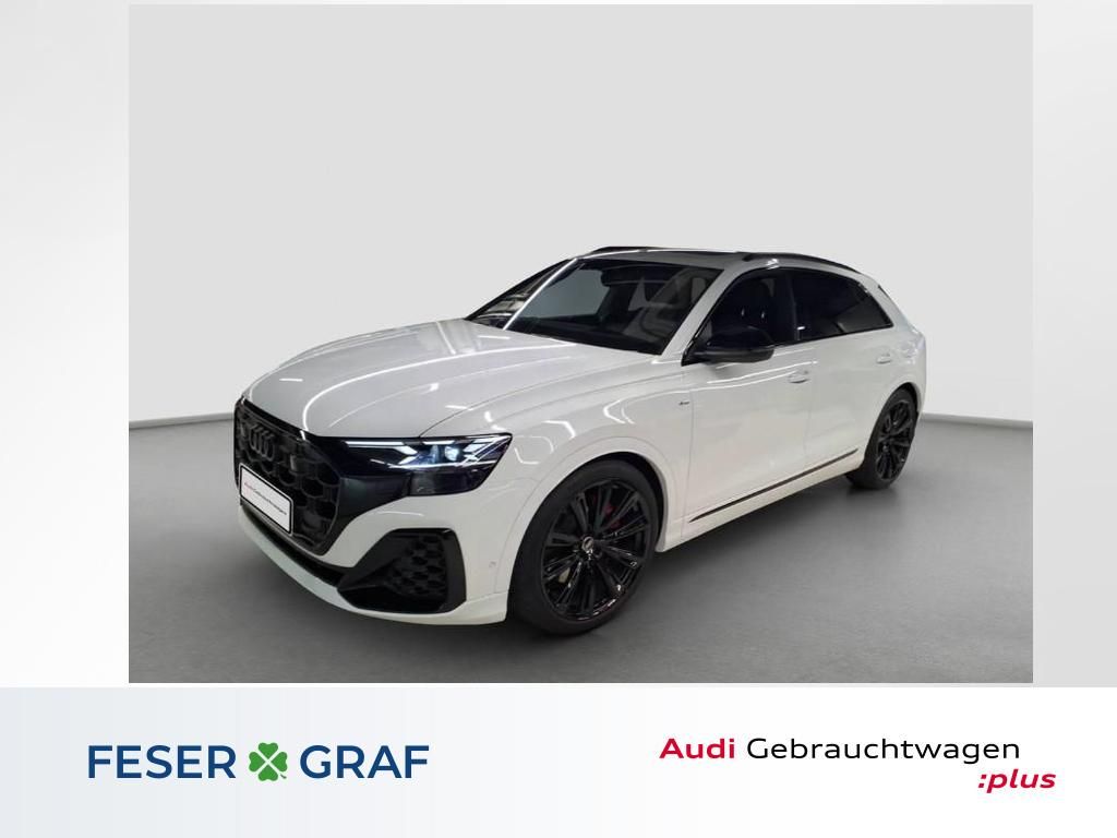 Audi Q8 TFSI e 290KW tiptr. S line - AHK - PANORAMA