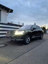 Volkswagen Touareg 3.0 V6 TDI 210kW 4MOTION Tiptronic - - Volkswagen Touareg: 2.0