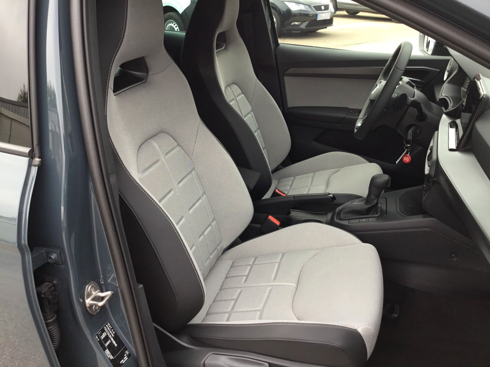 Fahrzeugabbildung SEAT Ibiza 1.5 TSI FR DSG+LED+Navi+ACC+17"+Full Link