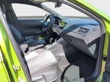 Volkswagen Taigo R-Line 1,0 l TSI DSG AHK*KEYLESS*MATRIX - Neuwagen: Grün