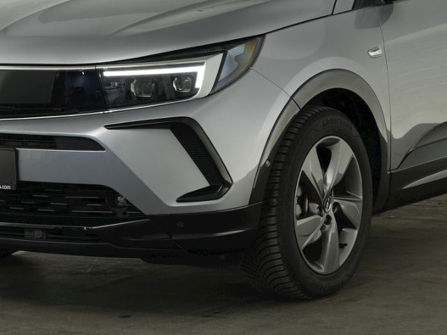 Grandland GS+LED LICHT+NAVI+360 GRAD KAMERA+SITZ