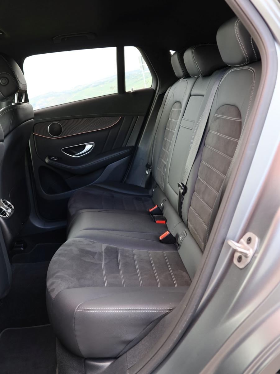 Mercedes-Benz EQC 400 4M AMG Line SHD Distr. Multi