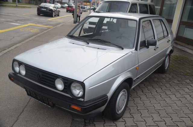 Volkswagen Golf GL 1,3, 4türig, rostfrei