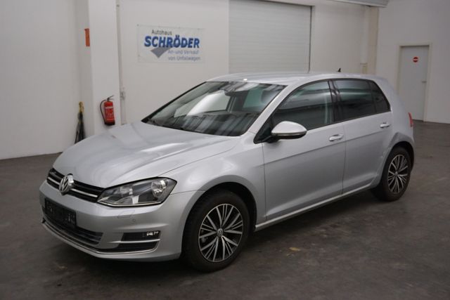 Volkswagen Golf VII 1.2 TSI Lim. Allstar BMT *SHZ*Klimaaut.