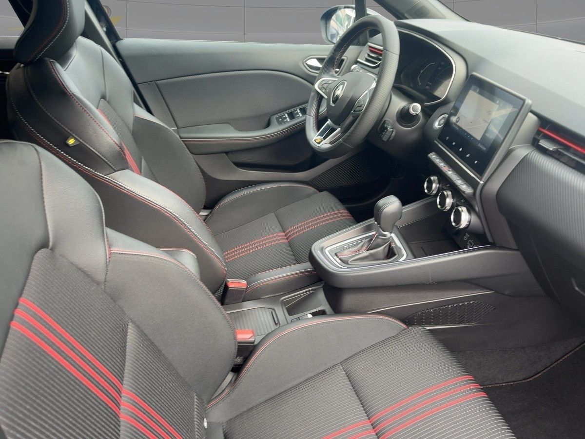 Fahrzeugabbildung Renault Clio R.S. Line 140 E-Tech