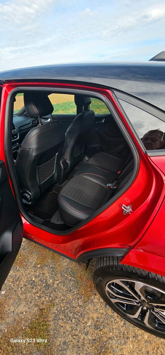 Ford Puma 1,0 EcoB. Hyb. 114kW ST-Line X Des. Aut...
