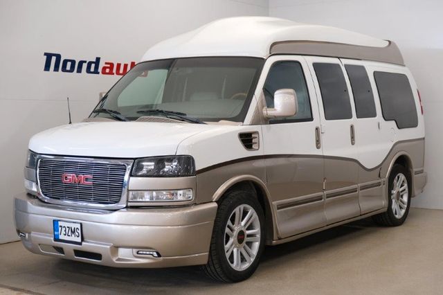 GMC Savana