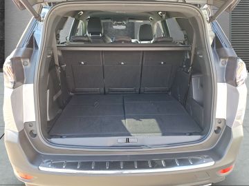 Peugeot 5008 - 5