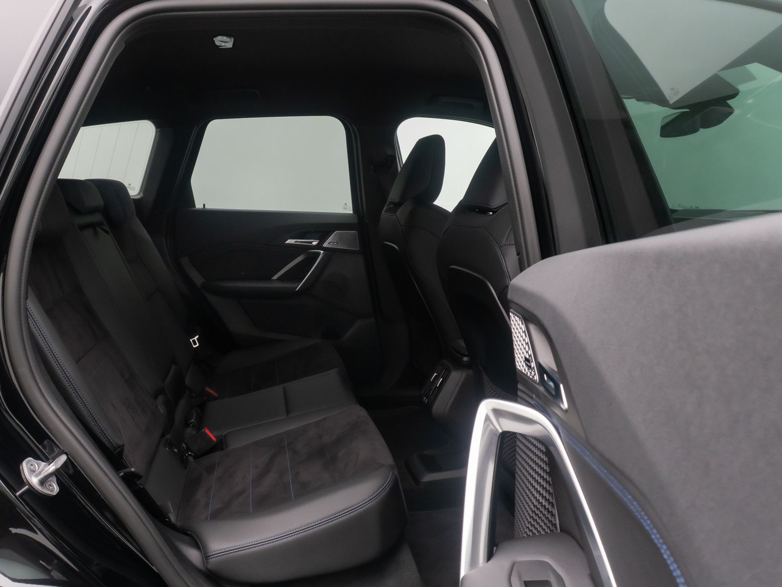 Fahrzeugabbildung BMW X1 xD30e M Sport 360&deg;HUD DAB H/K ACC Komfort LED