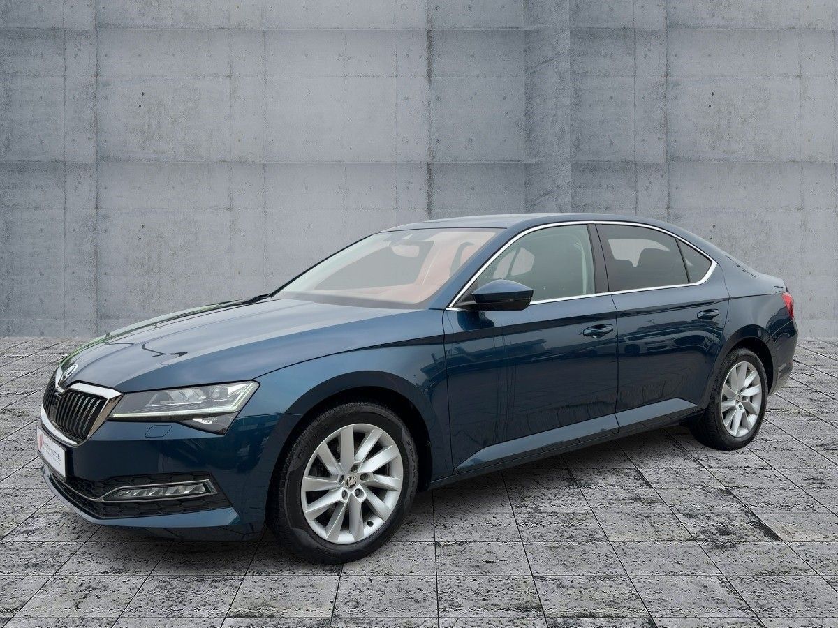 Skoda Superb - Bild 2