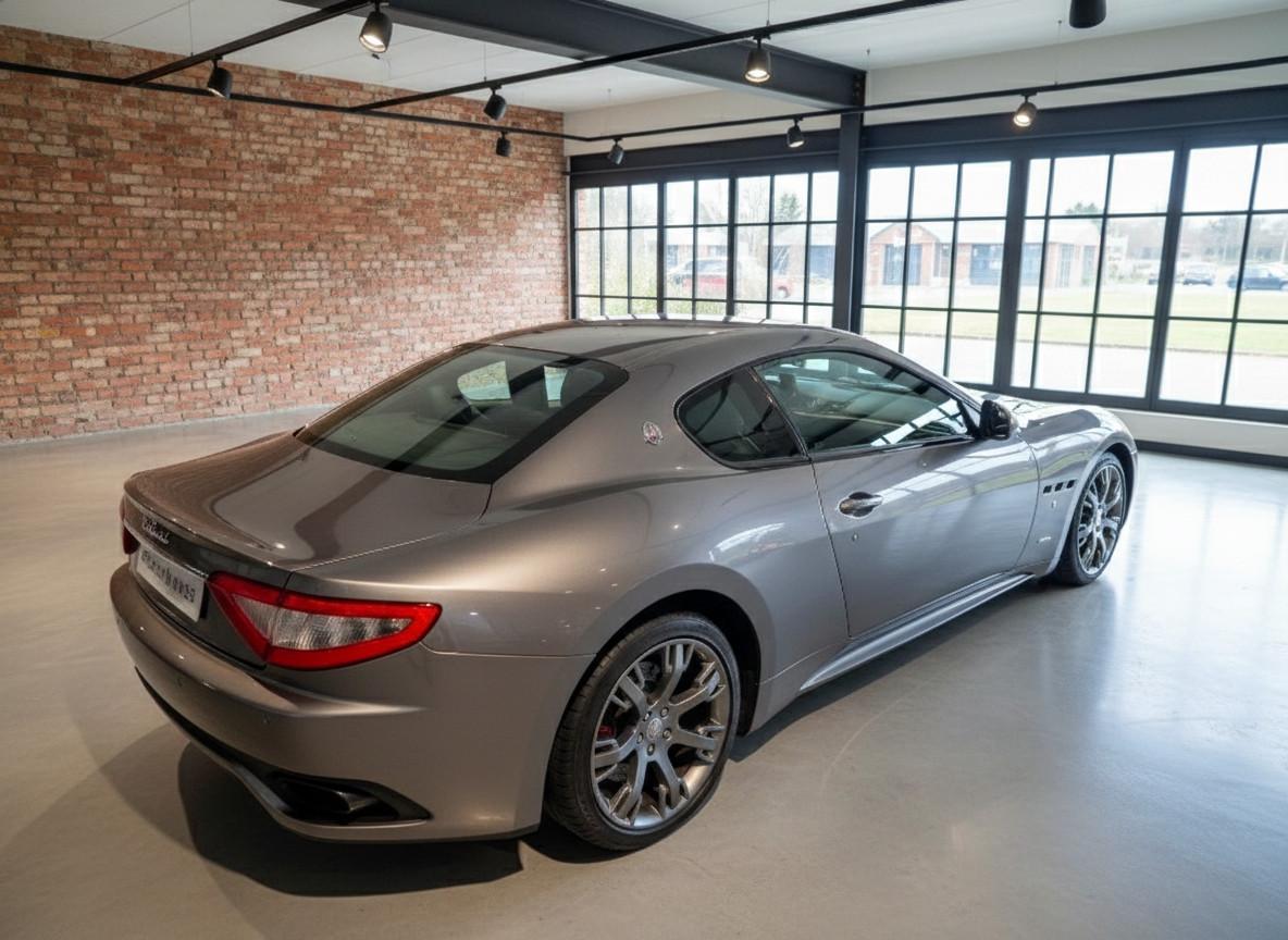 MASERATI GRANTURISMO S 4.7 V8 439ch BVA - ÉCHAPPEMENT À CLAPETS - SUSPENSION SKYHOOK - CUIR/ALCANTARA - SIÈGES CHAUFFANTS
