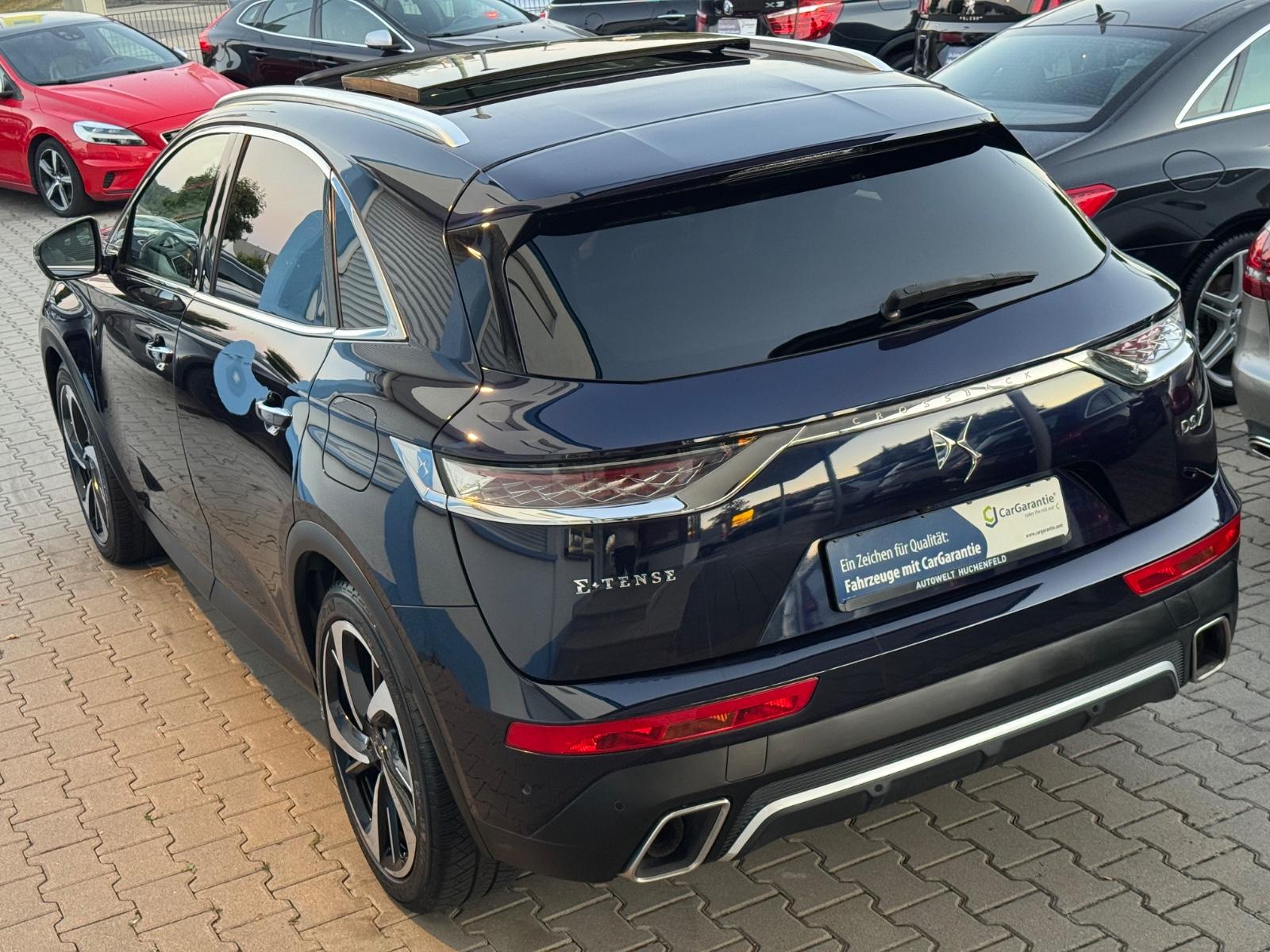 DS Automobiles DS 7 Crossback E-Tense Opera !