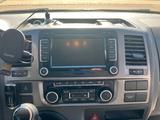 Volkswagen T5 Multivan 4motion edition 25 Optik - Volkswagen T5 Multivan: 8 Sitzer