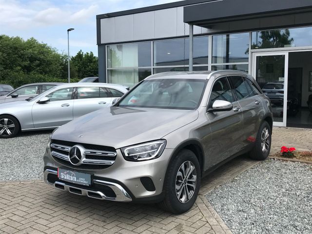 Mercedes-Benz GLC 200d 4M Exclusive LED AHK Kam Mem Wide Distr