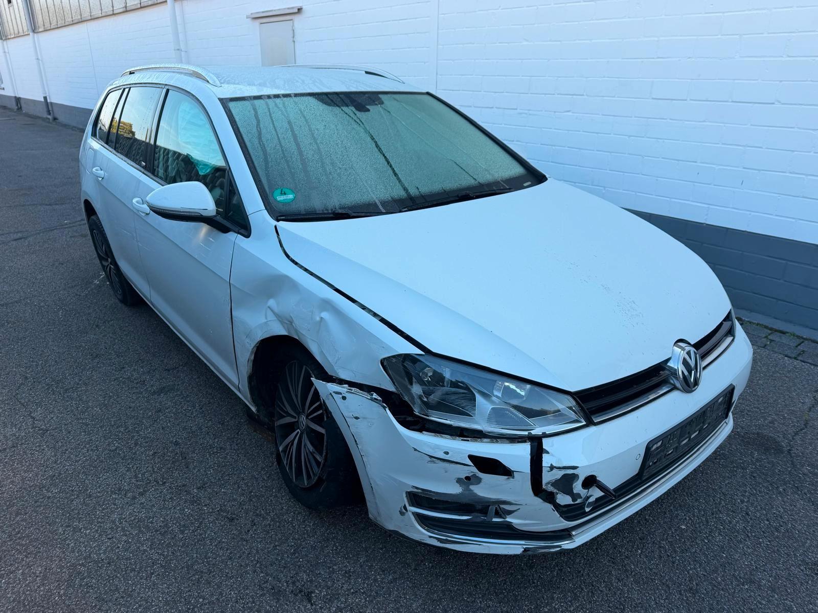 Volkswagen Golf 1.2 TSI DSG BMT ALLSTAR Variant
