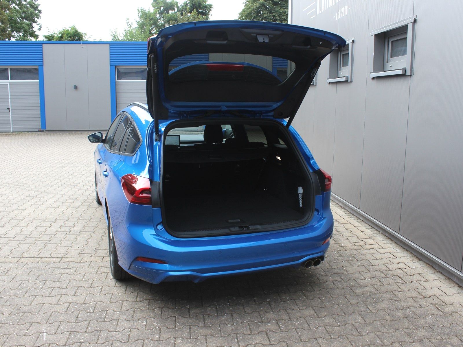 Fahrzeugabbildung Ford Focus ST-Line X 1,0 EcoBoost Mild-Hybrid