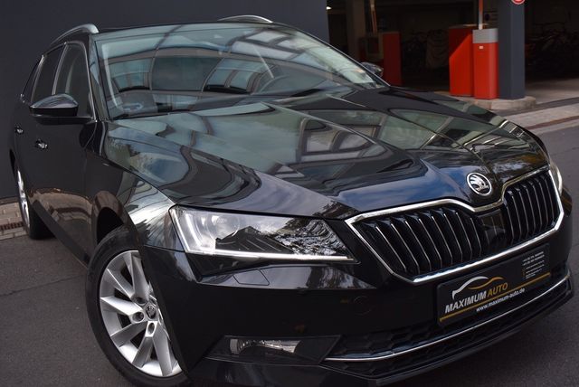 Skoda Superb Combi Style/3 X KLIMA/SHZ/KAM/TEMP/AHK