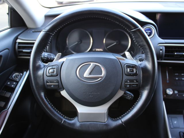 IS 300h "Sport Line" "lückenlos scheckheft"