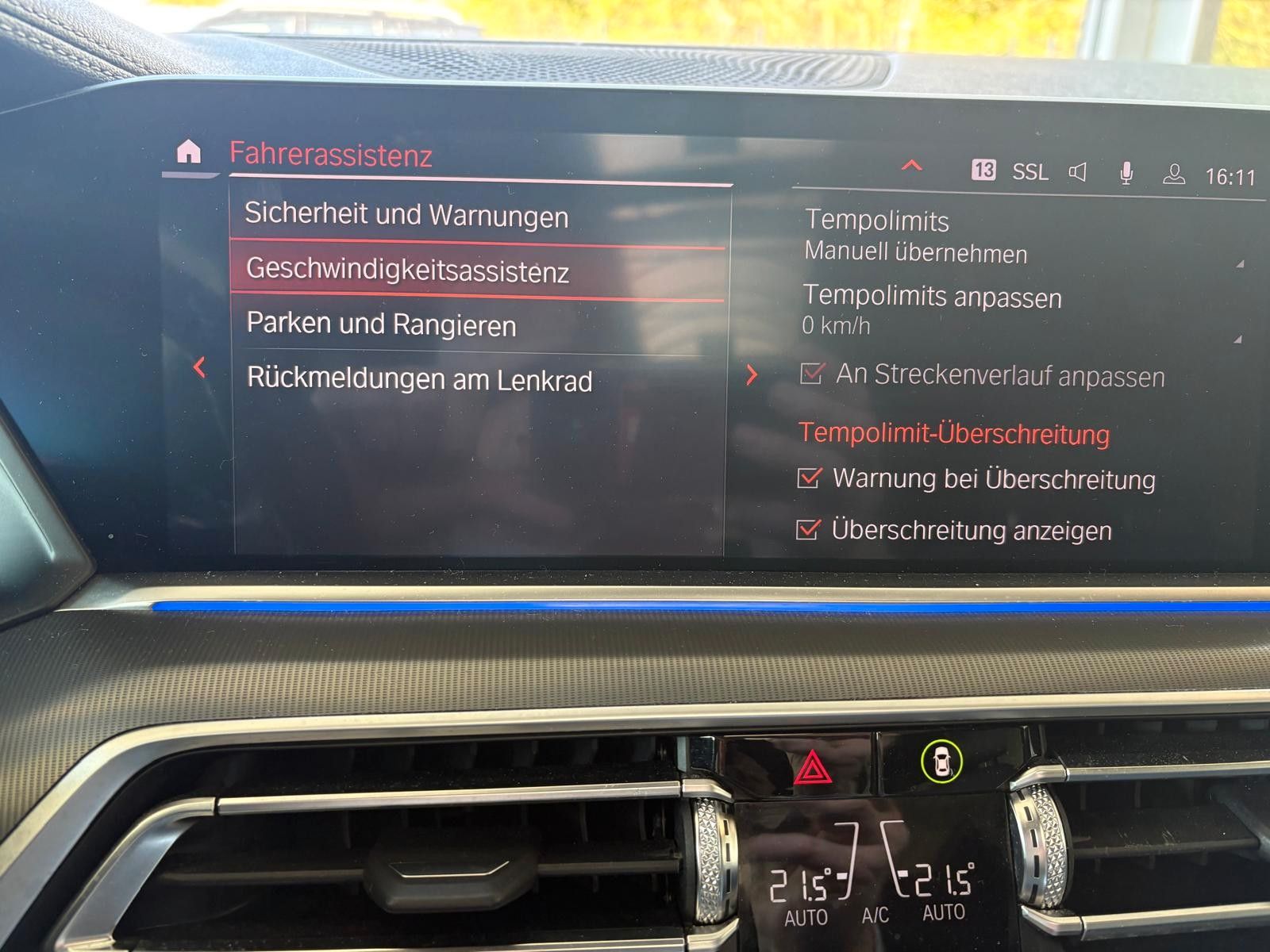 Fahrzeugabbildung BMW X5 xDrive 40 i M Sport,luft,pano,hud,soft close,